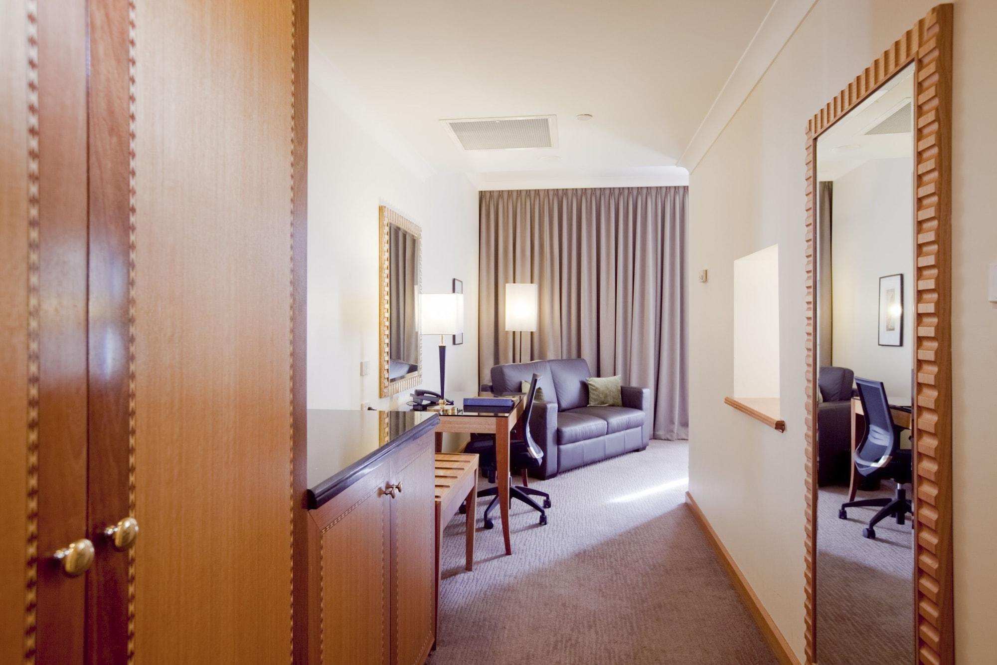 Duxton Hotel Perth Eksteriør bilde A suite at the hotel