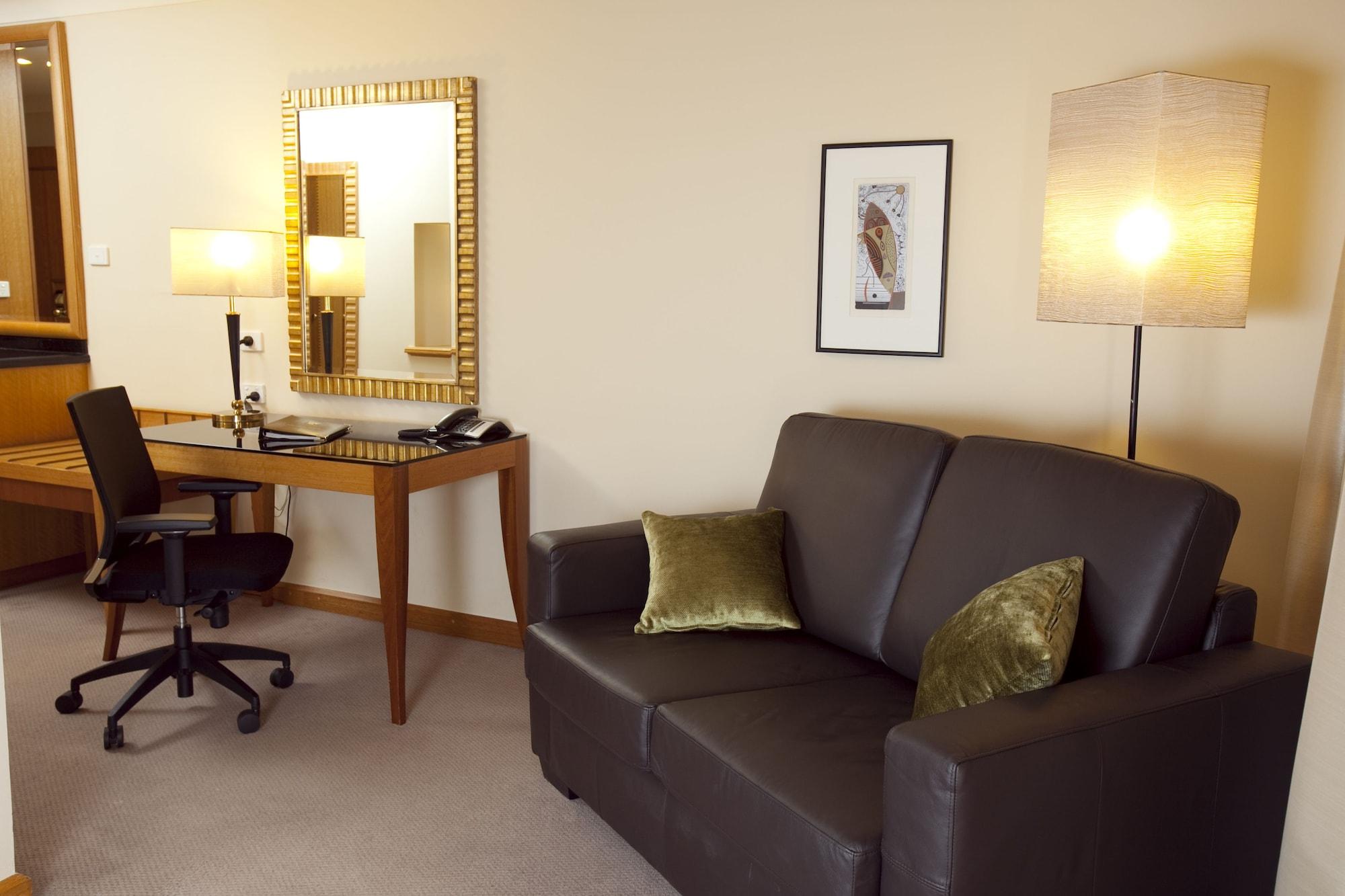 Duxton Hotel Perth Eksteriør bilde A room at the hotel