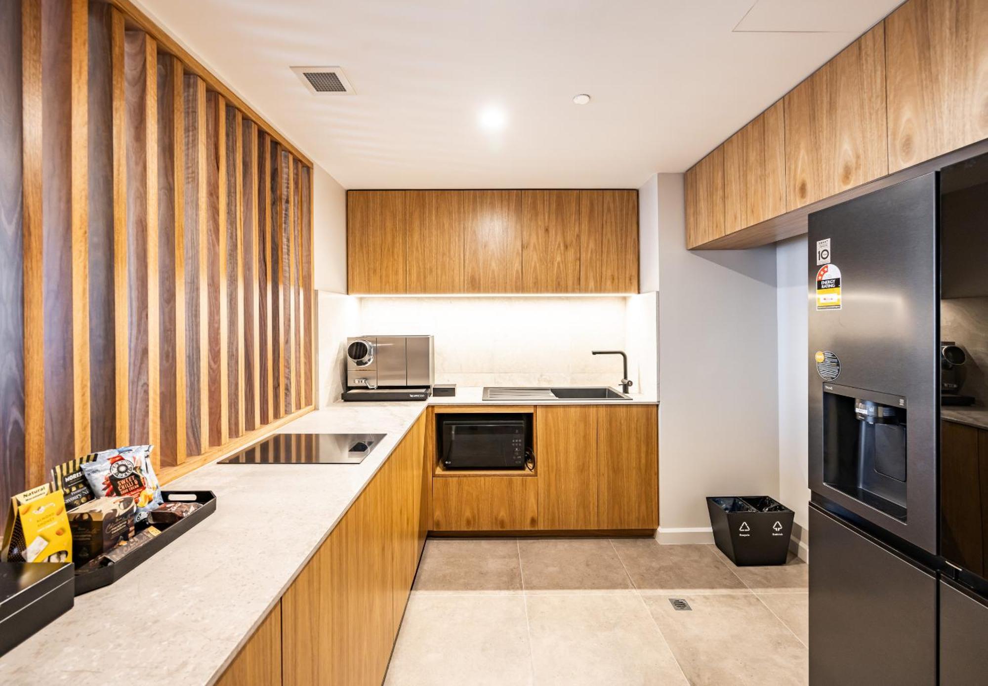 Duxton Hotel Perth Eksteriør bilde A kitchen in a student apartment at the University of Melbourne
